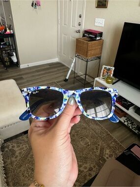 Ray-Ban Blue Floral Pattern Sunglasses
